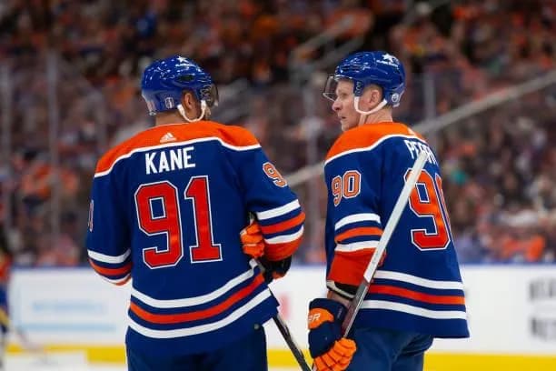 Corey Perry and Evander Kan