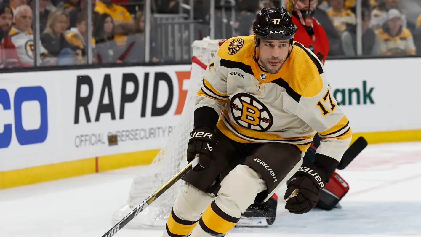 Boston Bruins Milan Lucic