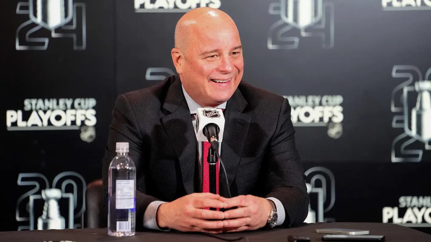 Bruins head coach Jim Montgomery