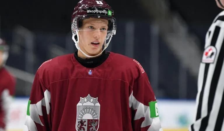 Dans Locmelis