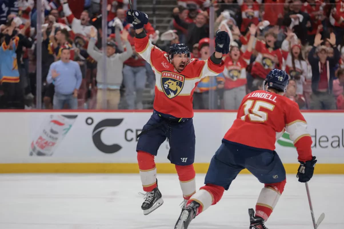 Brad Marchand celebrating