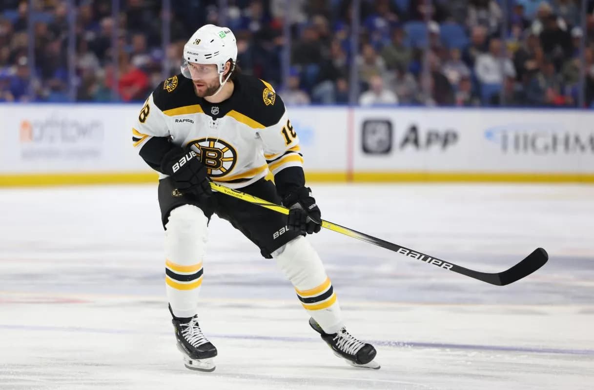Boston Bruins center Pavel Zacha (18) looks for the puck during the first period against the Buffalo Sabres at KeyBank Center.