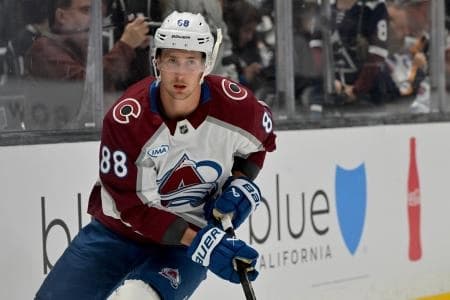 Colorado Avalanche center Martin Necas (88) warms up prior to the game against the Los Angeles Kings at Crypto.com Arena.
