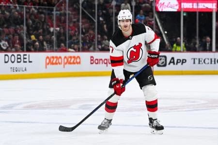 New Jersey Devils defenseman Dougie Hamilton (7) tracks the play against the Montreal Canadiens during the third period at Bell Centre.