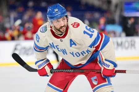 New York Rangers center Vincent Trocheck (16) waits for a faceoff against the Florida Panthers during the third period during the third period in the 2026 Winter Classic ice hockey game at loanDepot Park.
