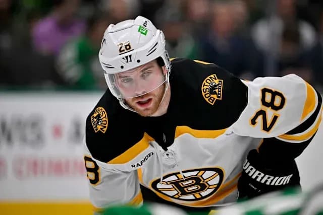 Elias Lindholm
